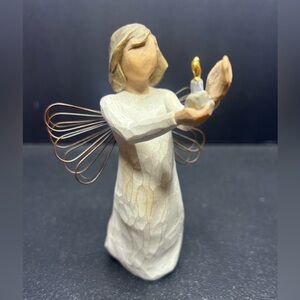 Willow Tree Figurine - Angel of Hope with Candle 2009